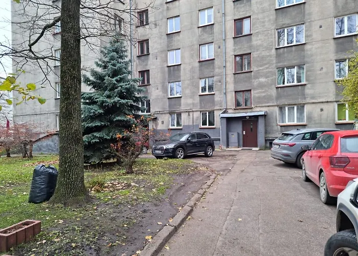 City Inn 3 Bedrooms Apartment Next To Dom Square