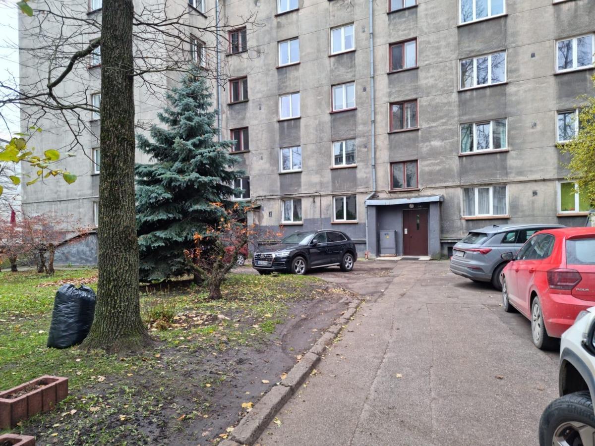 Butas 3 Bedrooms Next To Dom Square Riga