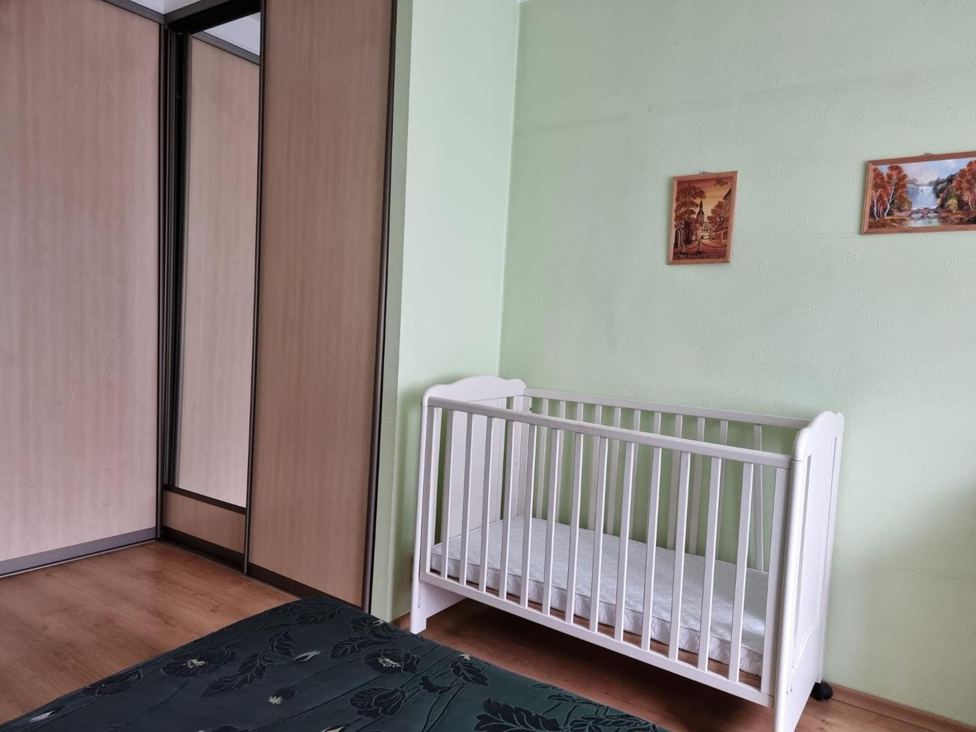 Butas 3 Bedrooms Next To Dom Square Riga